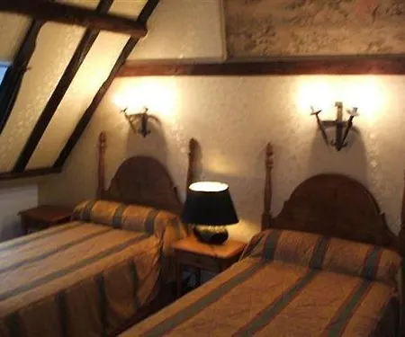Chateau Du Val Hotel Hillion