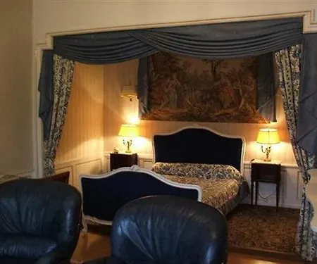 Chateau Du Val Hotel 3*