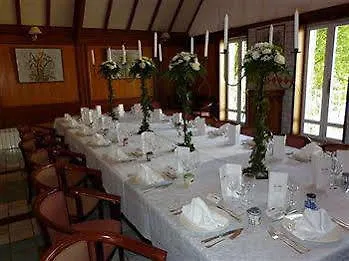 Chateau Du Val 호텔 Hillion