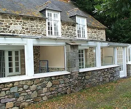 Chateau Du Val Hillion