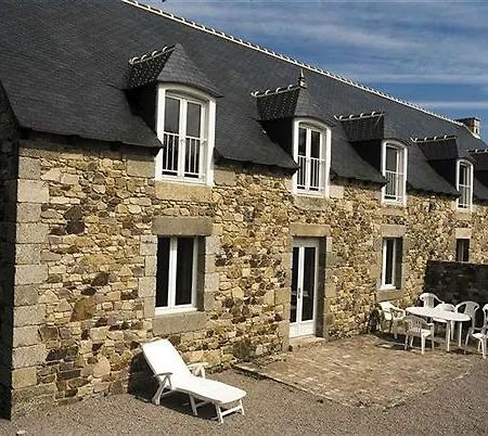 Hotel Chateau Du Val Hillion