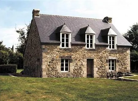 Chateau Du Val Hillion